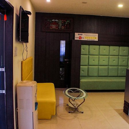 Oyo 5765 Chennai Residency T Nagar Hotel Екстериор снимка